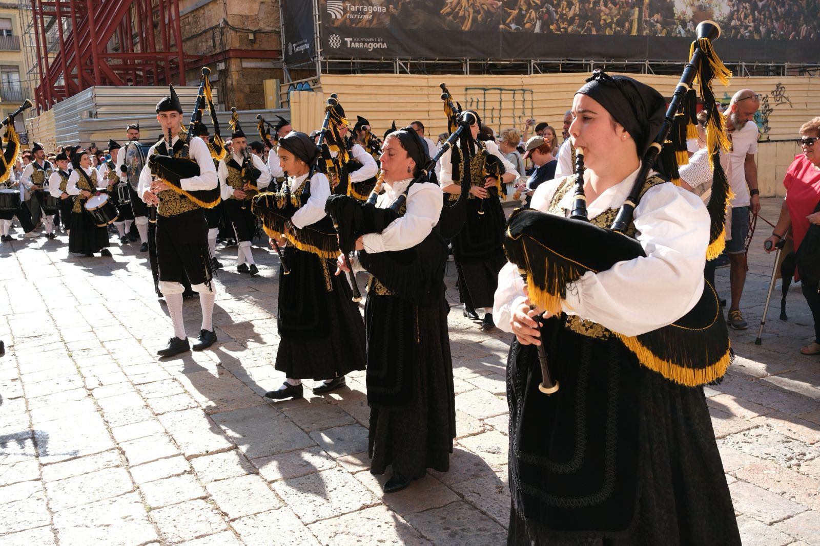 EN IMÁGENES: El Centro Asturiano de Tarragona celebra sus 50 años