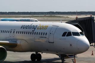 Vueling cancela 95 vuelos por la huelga de controladores francesa
