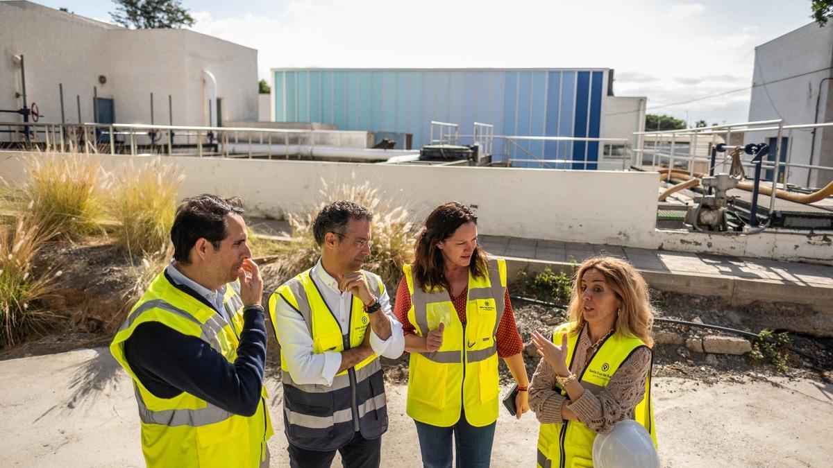 Visita institucional a la depuradora de Buenos Aires, en Santa Cruz de Tenerife.