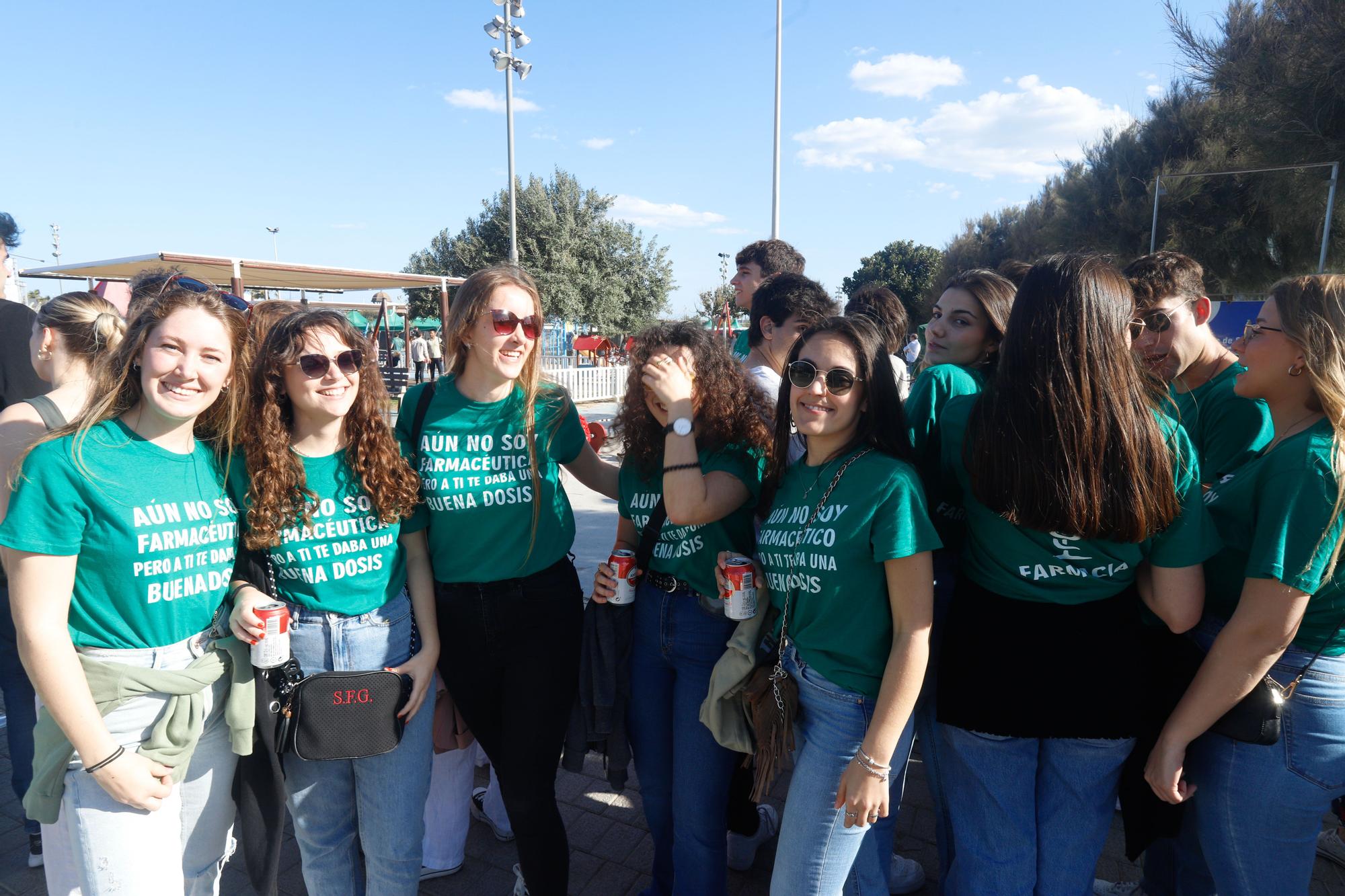 Búscate en las paellas universitarias de la Marina de València