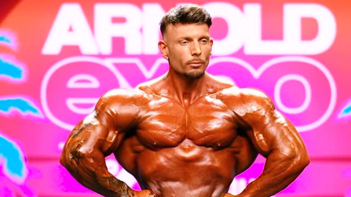 Kim Angel, sobre la tarima del Arnold Classic 2026