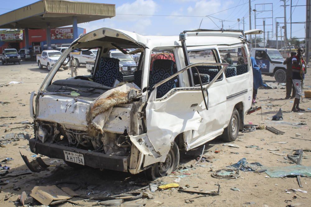 Explosión de un coche bomba en la capital de Somalia