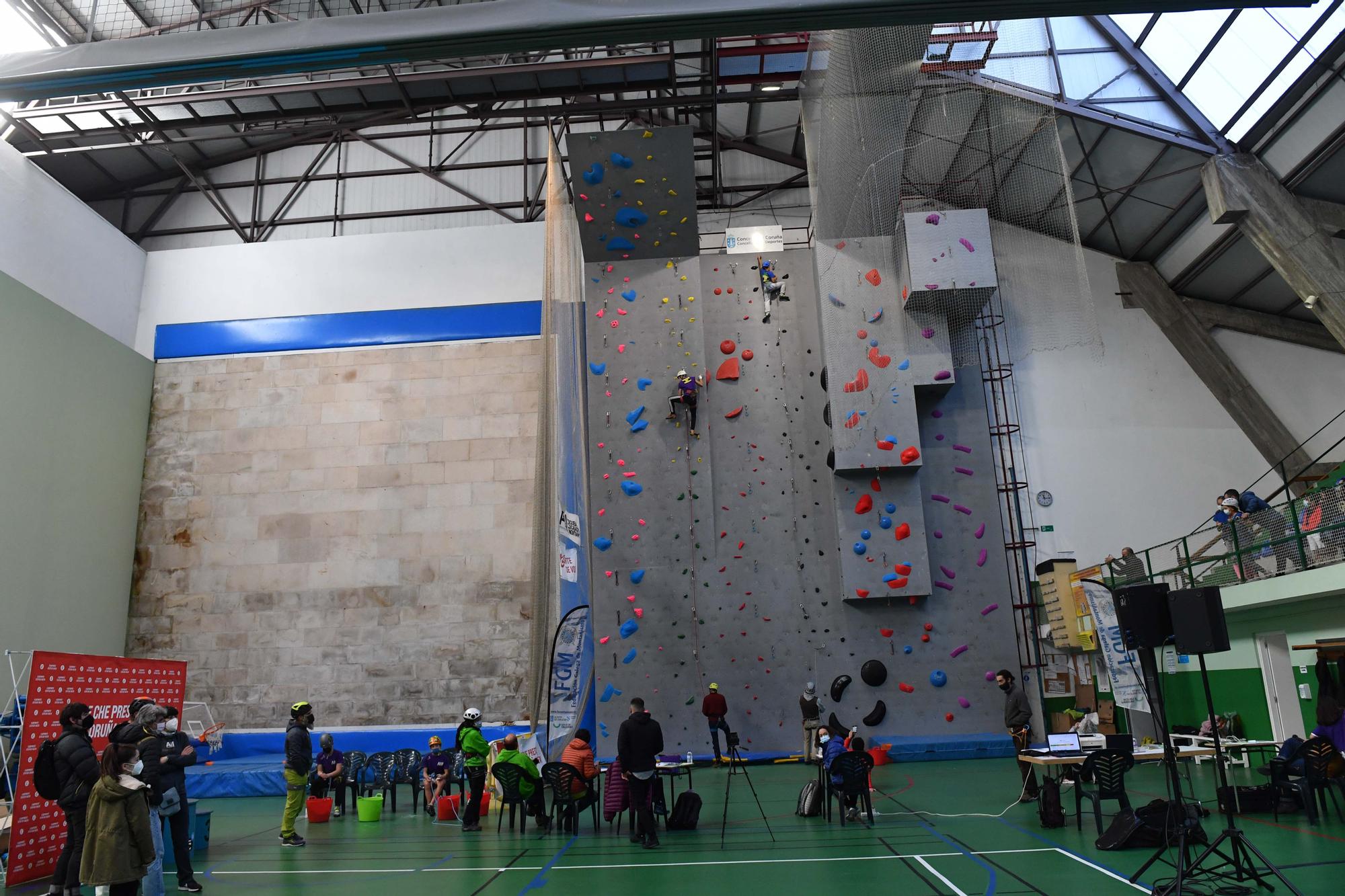 Copa Galicia escolar en el rockodromo de Riazor