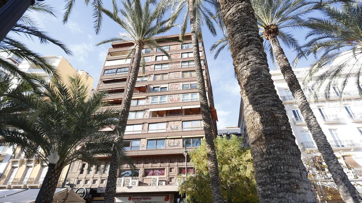 Estas son las vistas desde el piso en el que Mazón instalará su oficina de expresidente en Alicante.