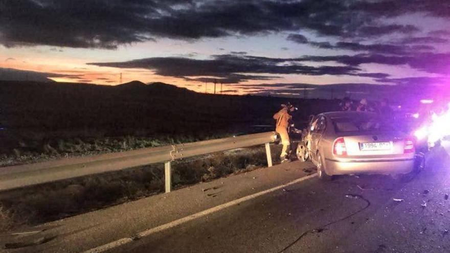 Dos heridos en el choque entre un trailer y un turismo a la altura de Mallén