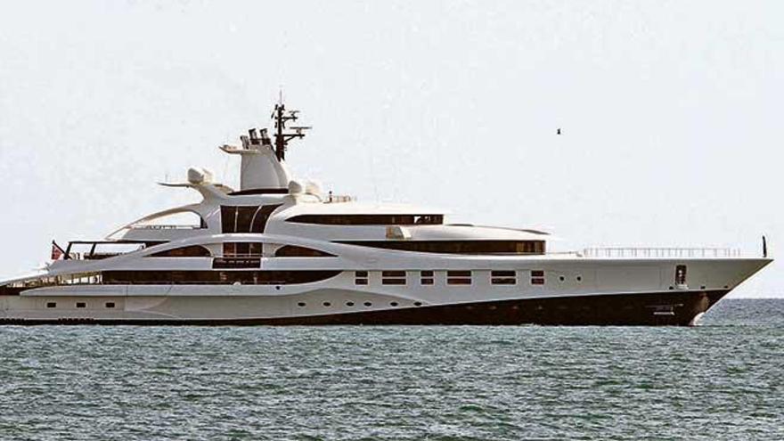 El ´Palladium´, embarcación que pertenece a Mikhail Prokhorov.