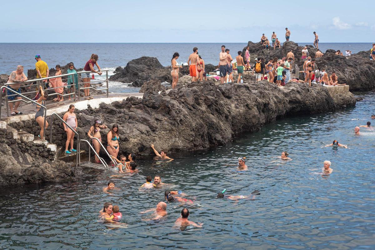 Una jornada en El Caletón, en Garachico Una jornada en El Caletón, en Garachico