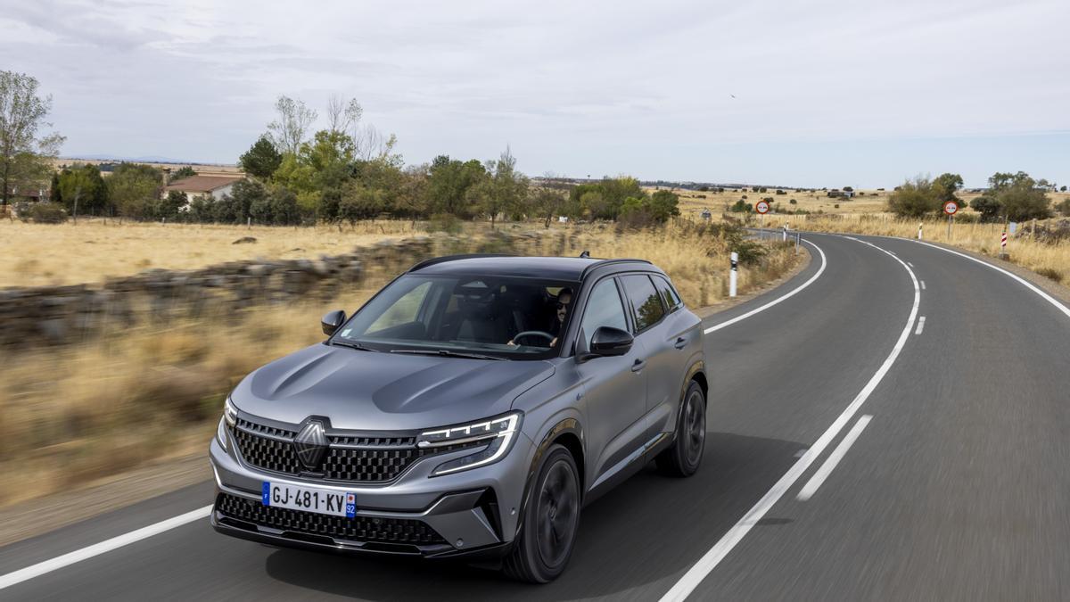 El Renault Austral en carretera.