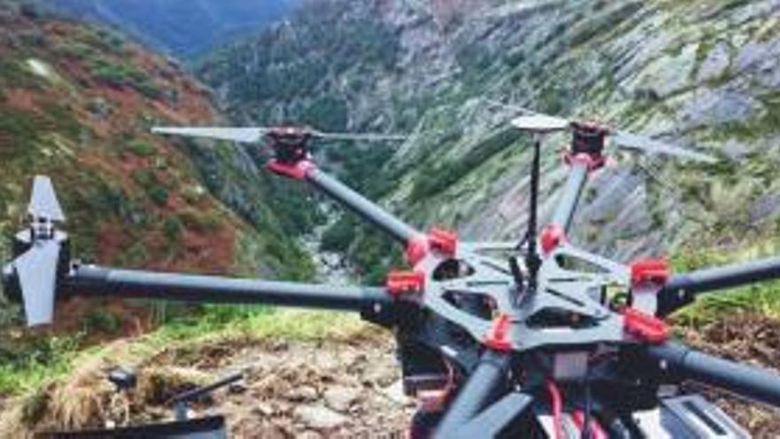 Un dron de la empresa coruñesa a la que la Xunta compró dos aparatos.