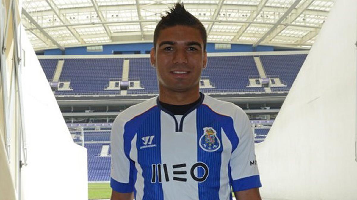 Casemiro, en su primera visita al Estadio do Dragao tras confirmarse su cesión al Oporto.