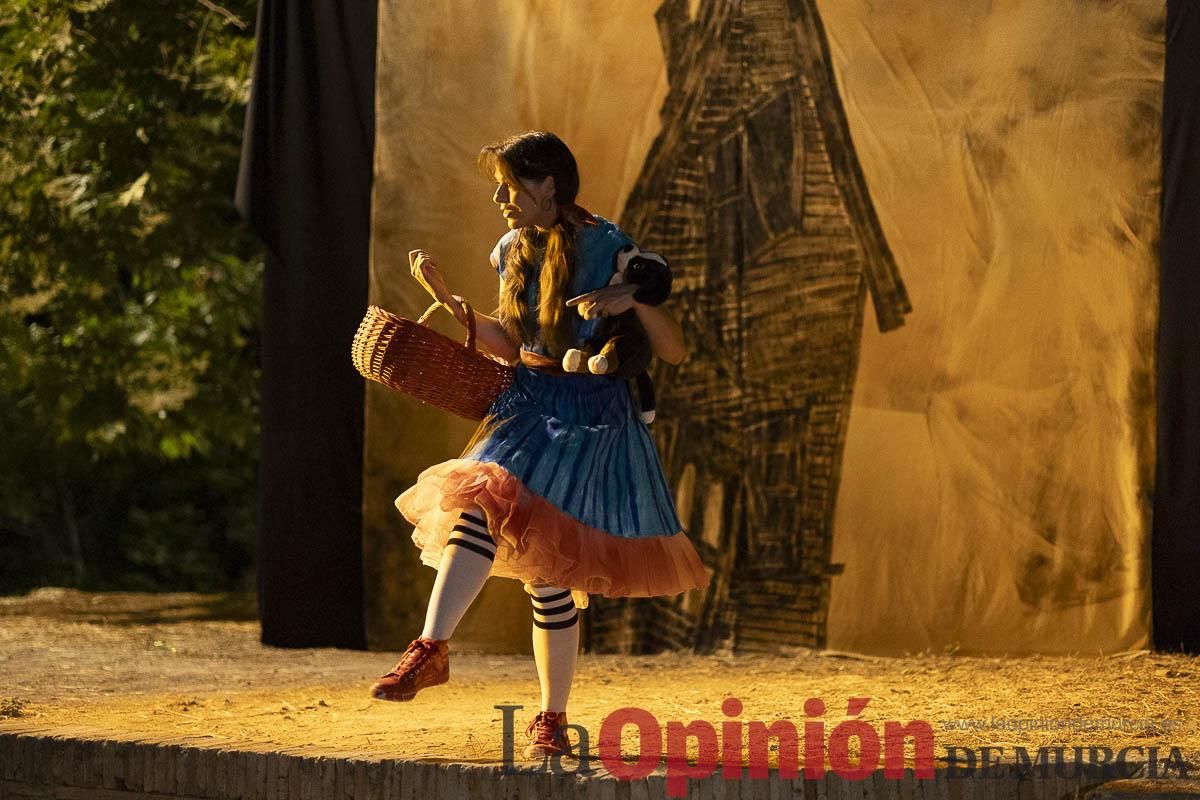 Descubre 'El nuevo mundo de Oz', la propuesta teatral para este verano en las Fuentes del Marqués de Caravaca