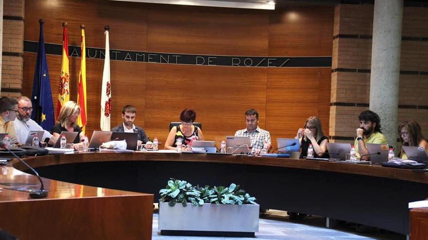 El ple va aprovar la moció del PSC per unanimitat