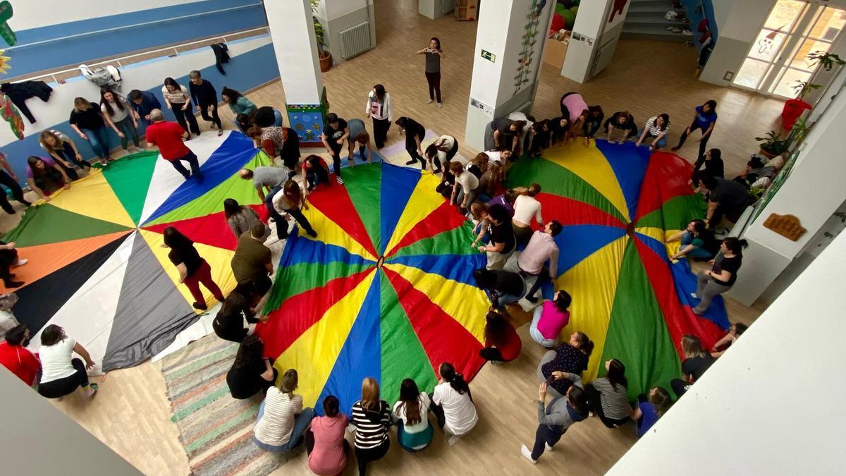 Durante las V Jornadas de Piscomotricidad y Comunicación se realizaron juegos para ejercitar el control de la inhibición y la demora en la gratificación