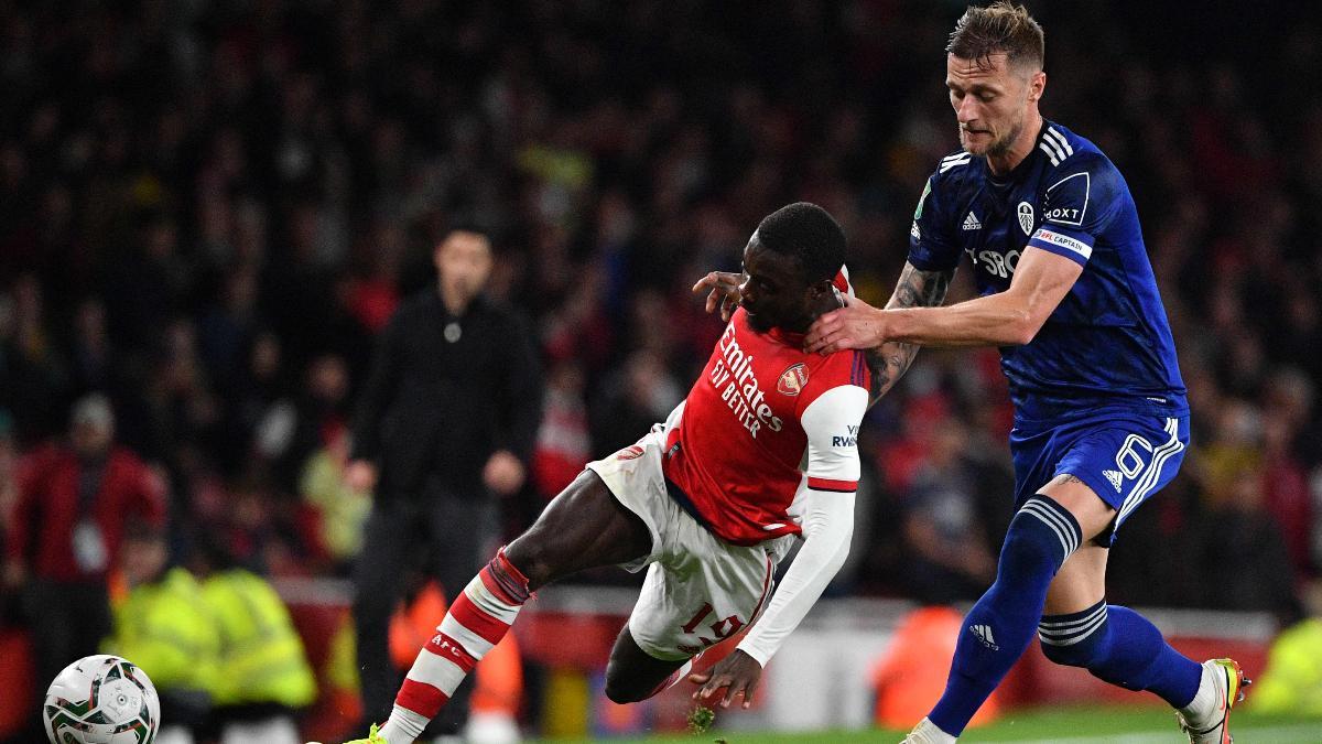 Nicolas Pépé en un partido de la Copa de la Liga ante el Leeds United