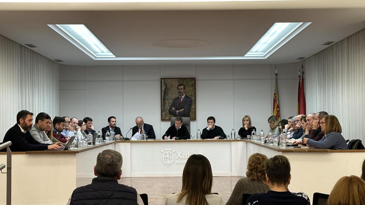 El pleno municipal del Ayuntamiento de Xàtiva.