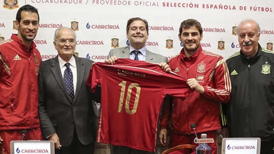 Cabreiroá renueva su compromiso como agua oficial de la Selección Española de Fútbol