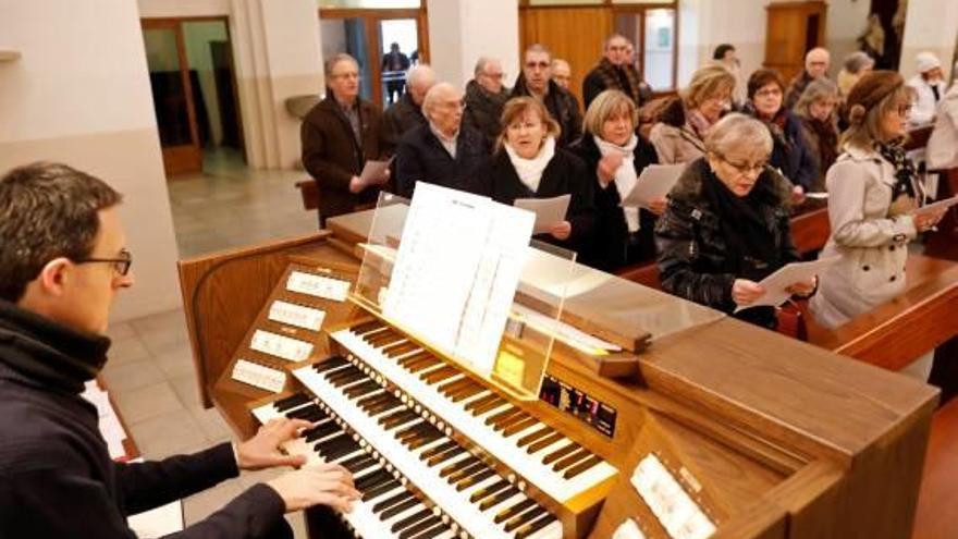 Palau-sacosta celebra la Festa de Sant Antoni, tot i la pluja