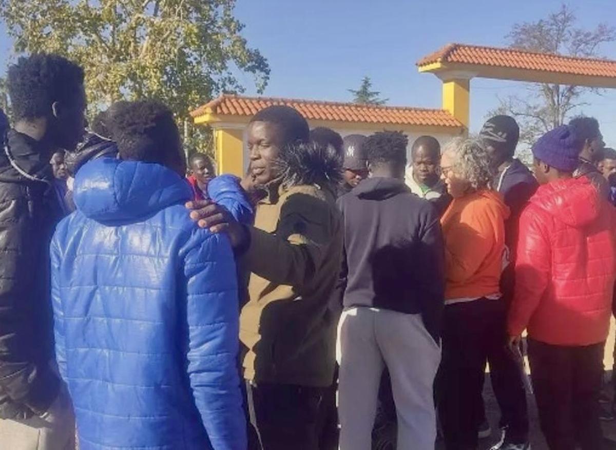 Migrantes del centro de acogida de Mérida.