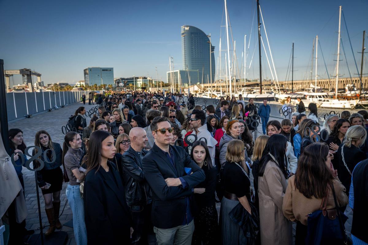 La 37ª edición de la 080 en su nuevo recinto del Port Vell bate récords: supera los 15.000 asistentes a desfiles y 3.600, a actos paralelos