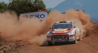 Brillante resultado de Alejandro Cachón en el Rally Acrópolis, que ganó el estonio Tanak con Hyundai