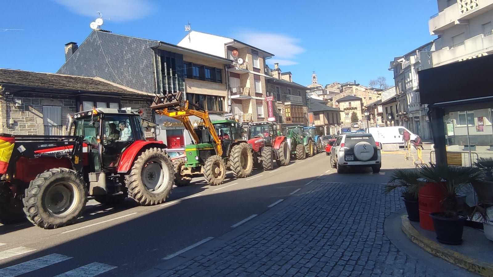 GALERÍA | Tractorada en Zamora: las mejores imágenes de un martes histórico para el campo de la provincia