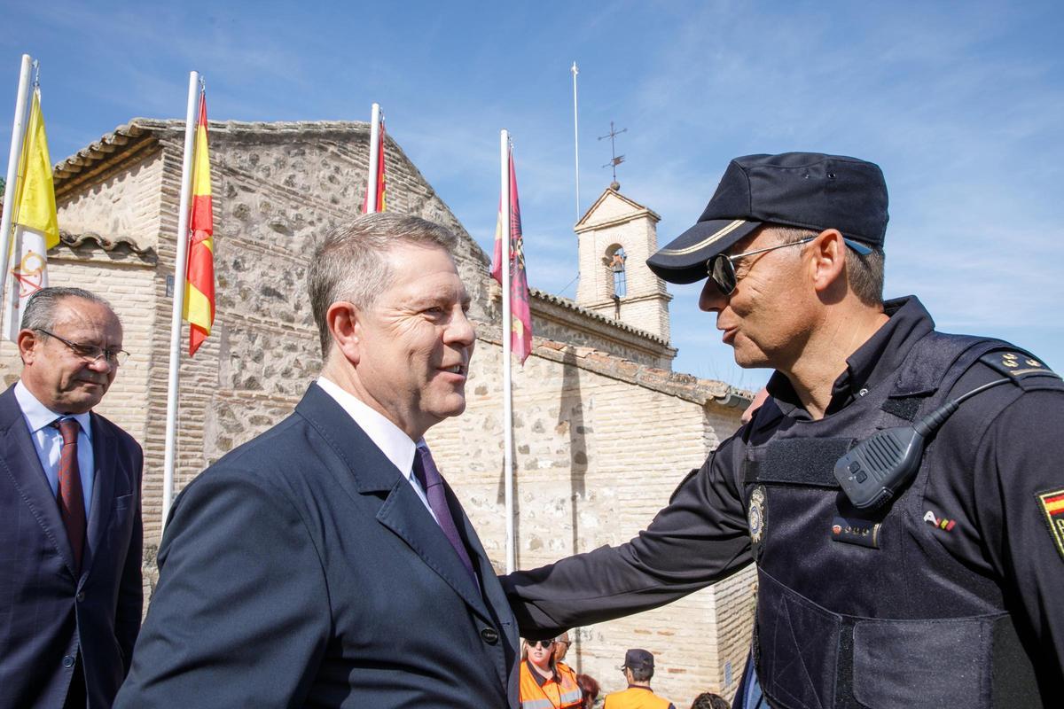 El presidente de Castilla la Mancha, Emilano García-Page, en la ermita del Valle