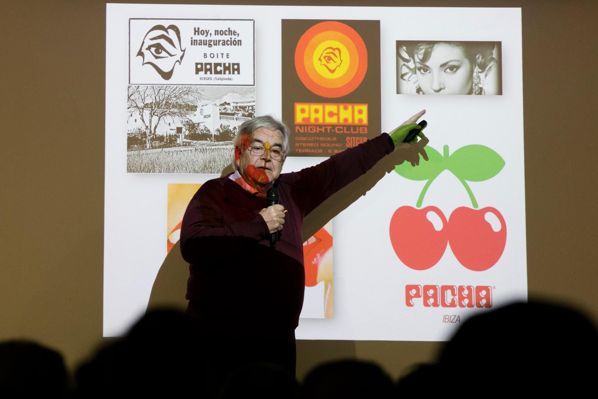 Homenaje a los artistas de la fiesta en Ibiza