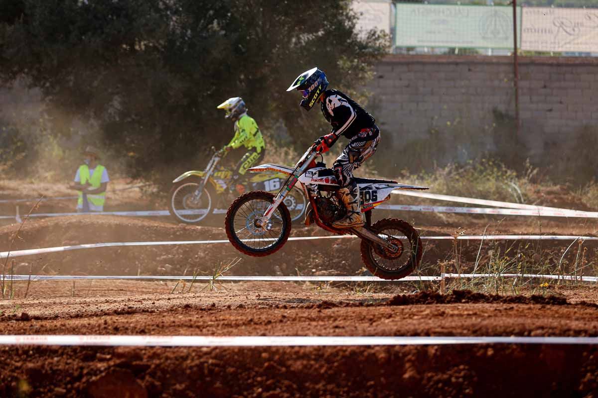 Motocross para valientes en Santa Eulària