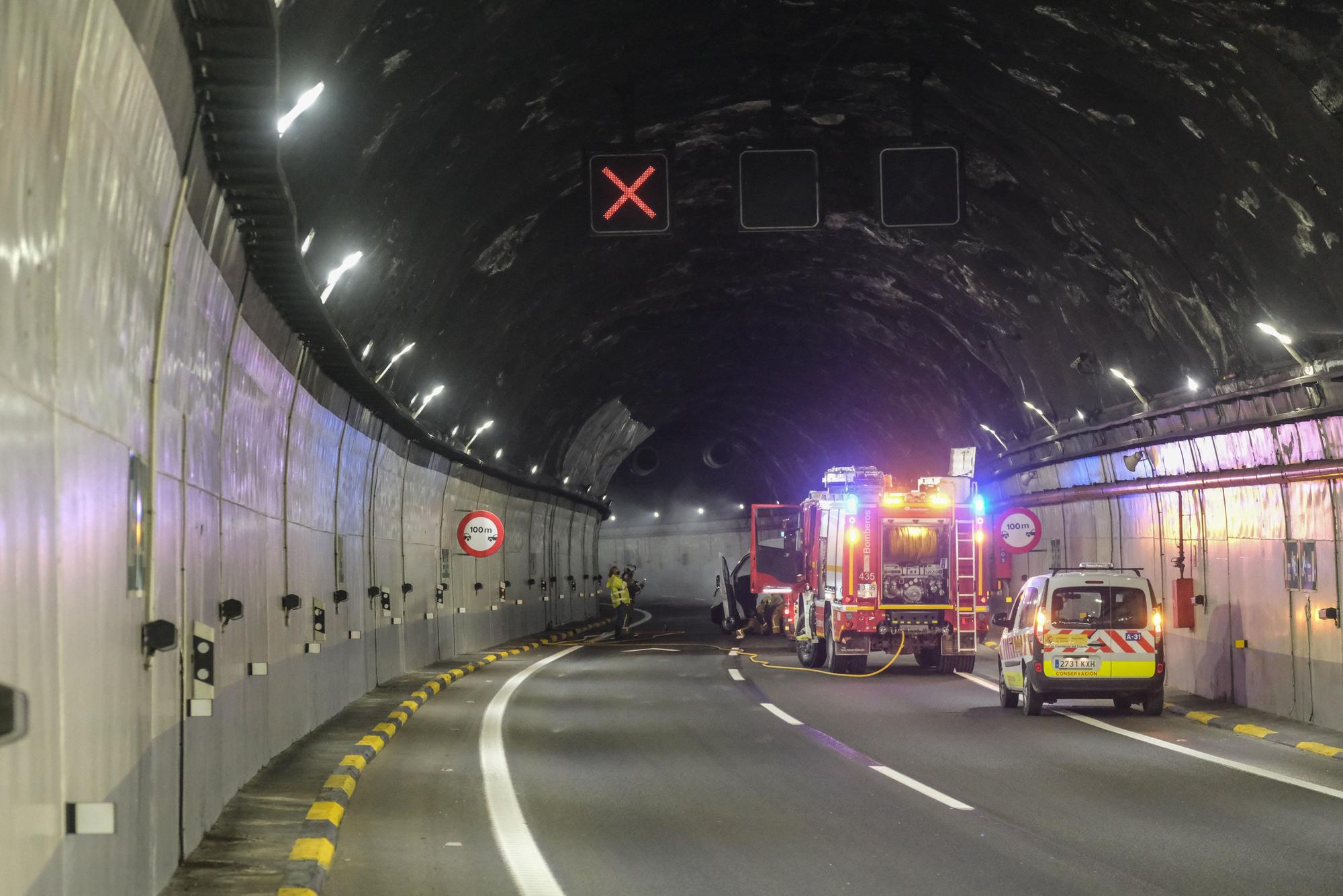 Accidente con incendio y dos heridos graves en el túnel de Villena: así ha sido el simulacro en la autovía A-31