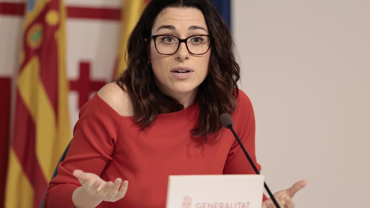 La vicepresidenta del Consell, Aitana Mas, en roda de premsa