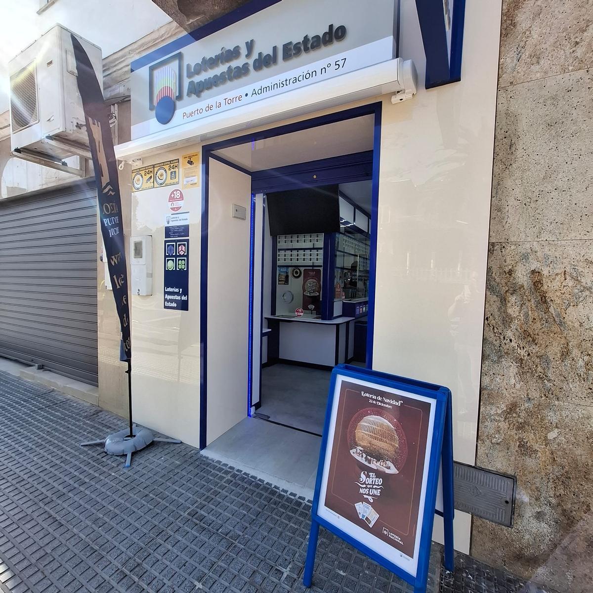 La administración se encuentra en la calle Lope de Rueda, en el Puerto de la Torre