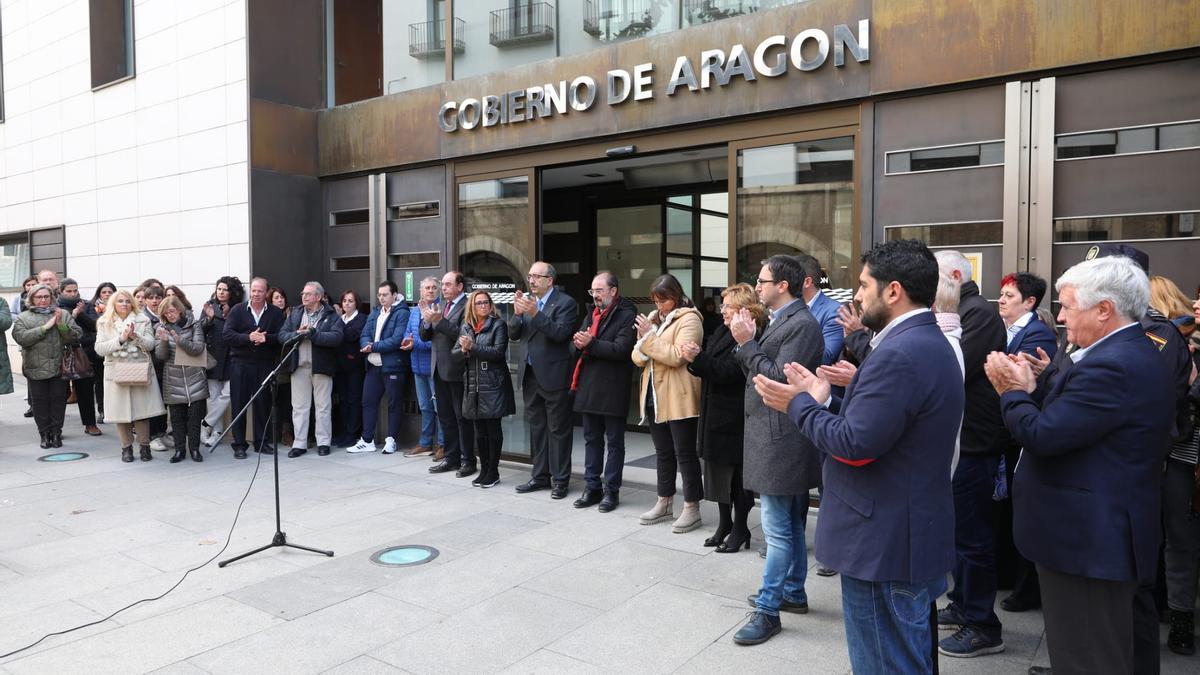 Minuto de silencio en todo Aragón por el asesinato machista de María ...