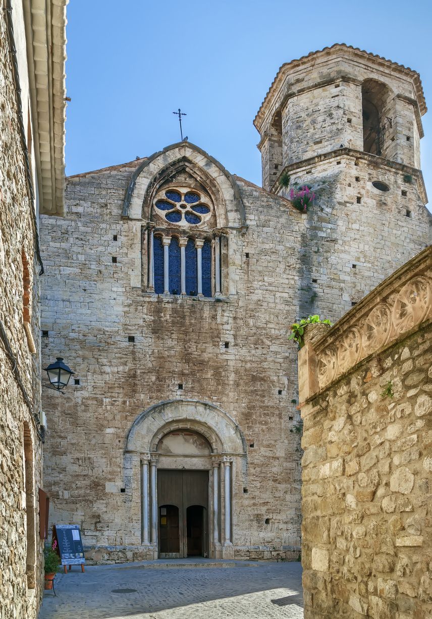Iglesia de San Vicente en Besalú