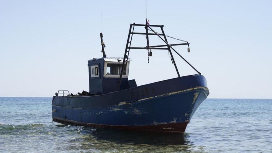 Imagen del pesquero varado en Formentera.