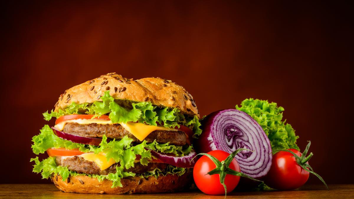 Esta hamburguesa que chifla a los niños y no sabe a carne