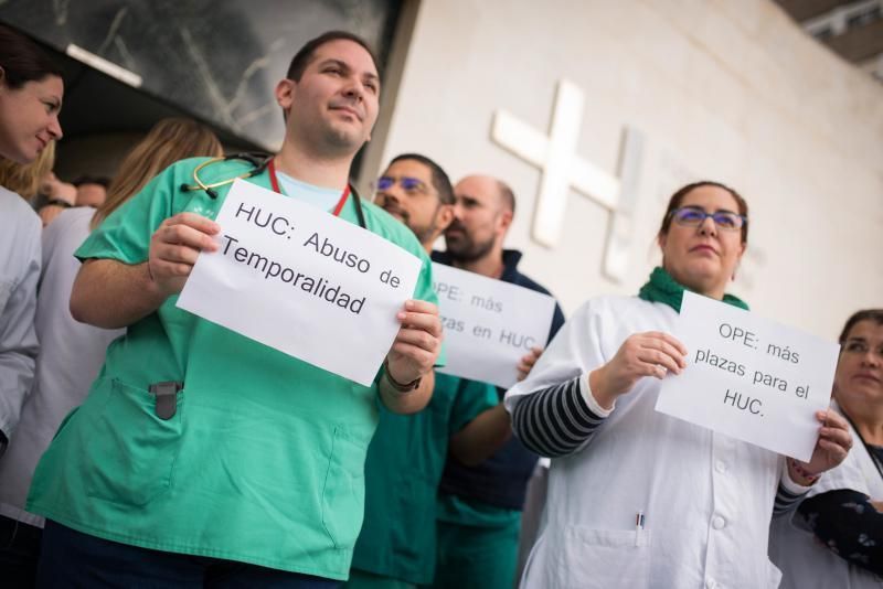 Médicos se manifiestan por condiciones de la OPE