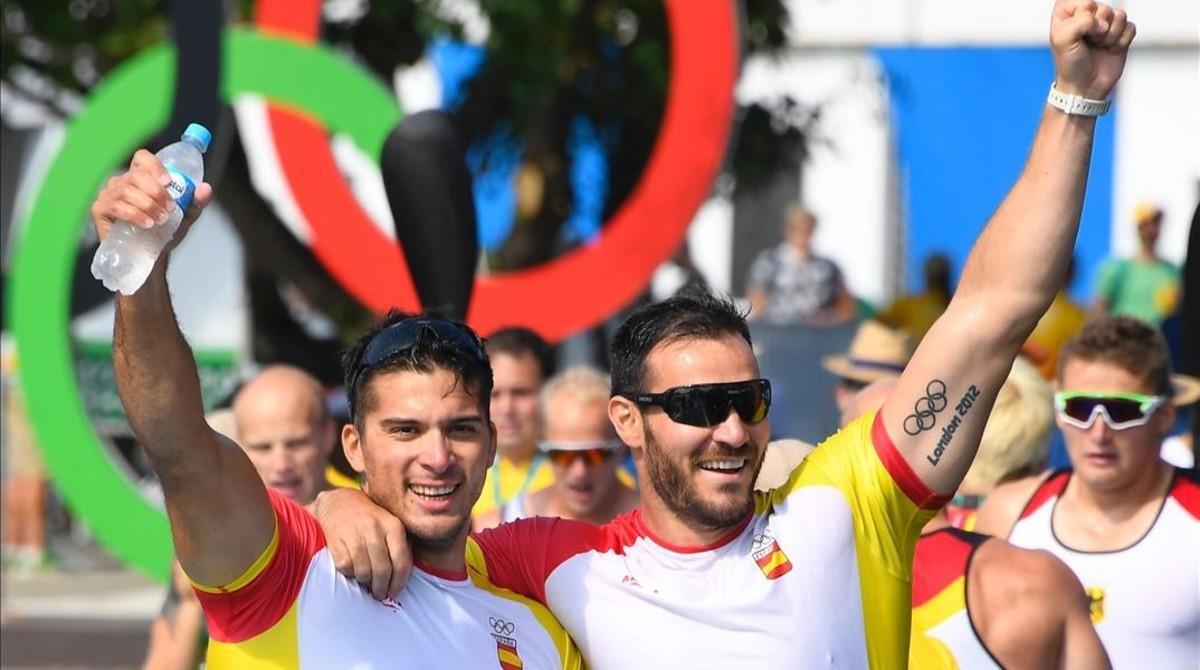 aguasch35192360 spain s saul craviotto and spain s cristian toro celebrate a160818152325