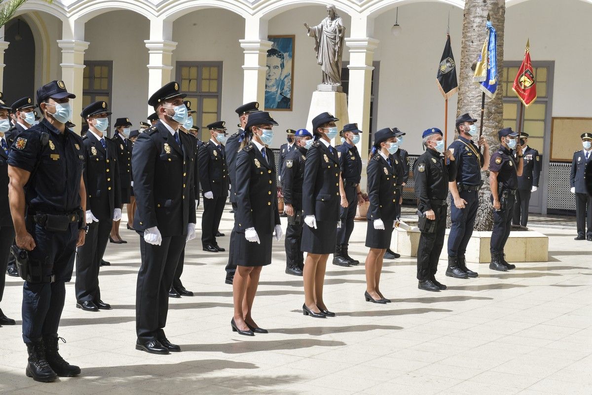 Jjura del cargo de 76 alumnos de la XXXV Promoción de la Escala Básica de la Policía Nacional