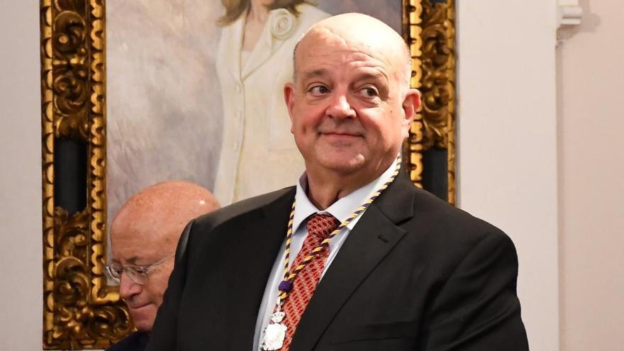 El cordobés Rafael de Cabo, referente mundial en envejecimiento, ingresa en la Real Academia de Medicina de Sevilla