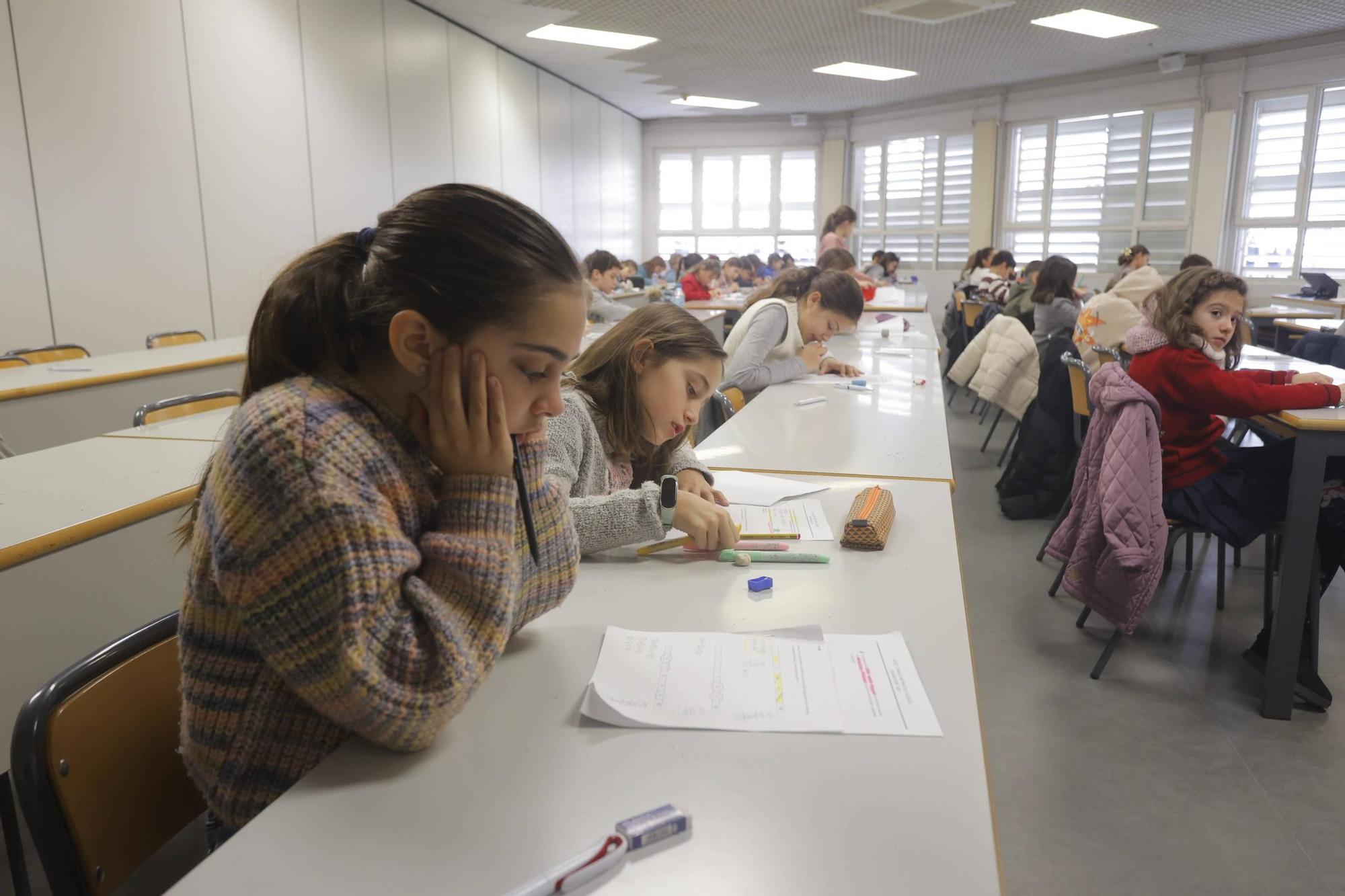 Dos mil niños participan en la Olimpiada Matemática que hoy ha organizado el Colegio Guadalaviar en la UPV