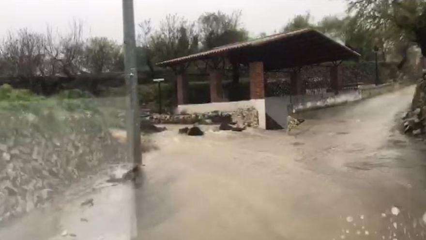 El río Gorgos se ha desbordado a causa de las fuertes precipitaciones