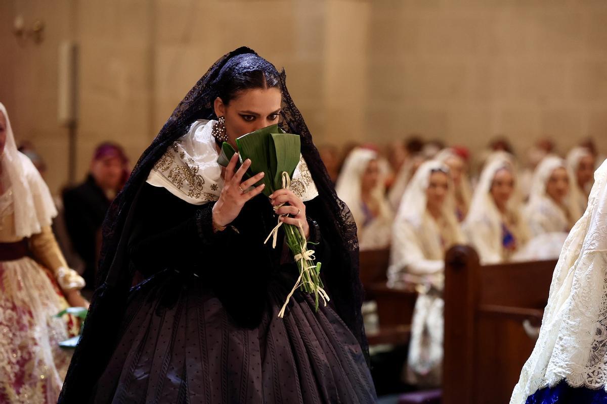 Segunda sesión de la Ofrenda en las Hogueras de Alicante