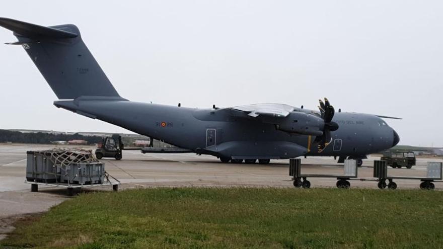Un avión del Ejército del Aire con más de 14 toneladas de material sanitario.
