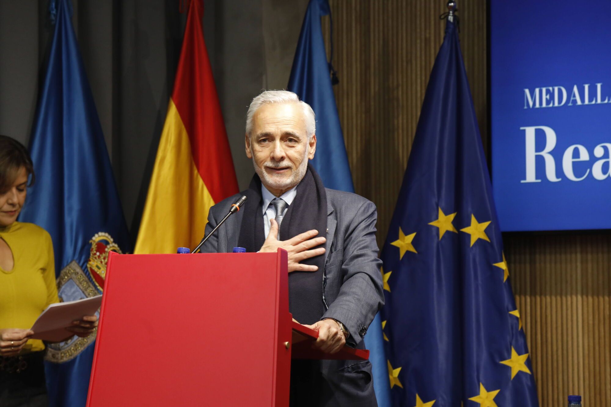 Así fue entrega de la Medalla de Oro de la Cámara de Comercio de Oviedo al Real Oviedo