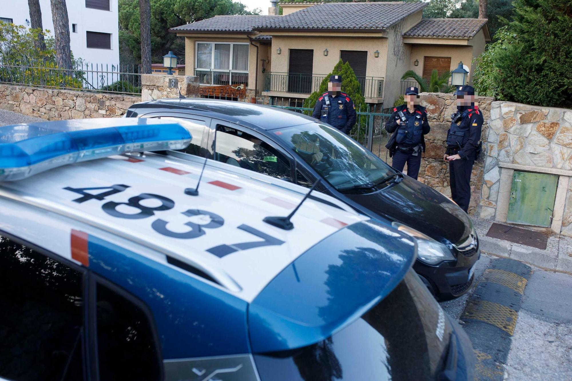 U home s'atrinxera en una casa quan l'anàven a desnonar a Lloret