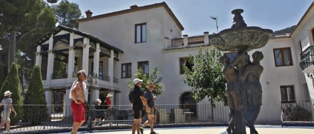 Imagen del Hotel Masía la Mota, en plena Font Roja.