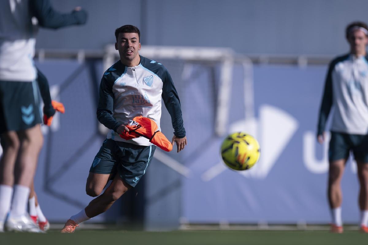Rafita, esta temporada en un entrenamiento del Málaga CF.