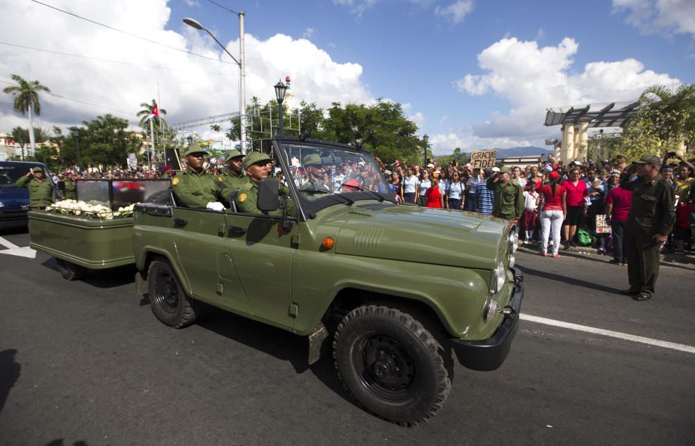 Santiago de Cuba recibe las cenizas de Fidel Castro