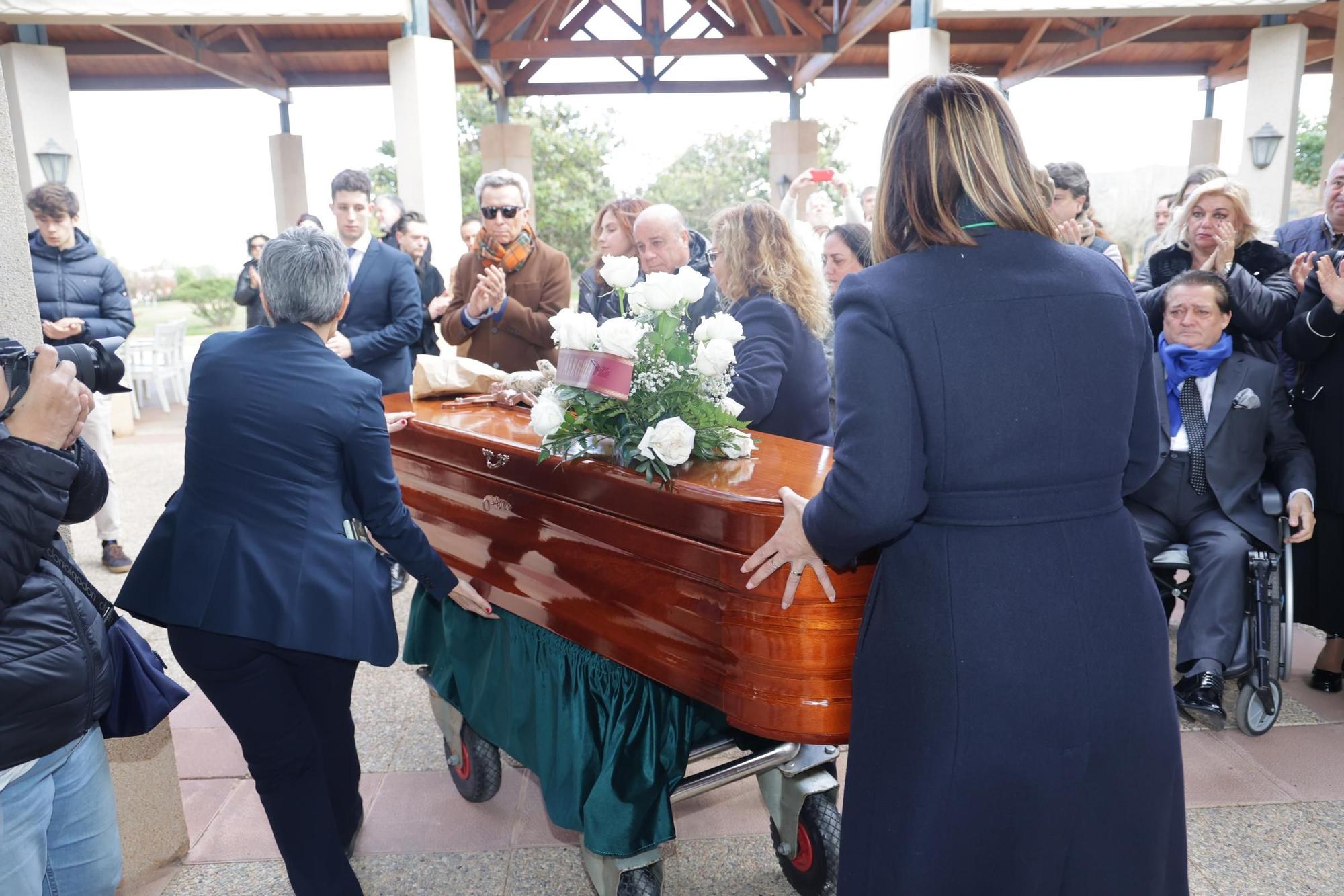 Todas las imágenes del funeral de Arévalo