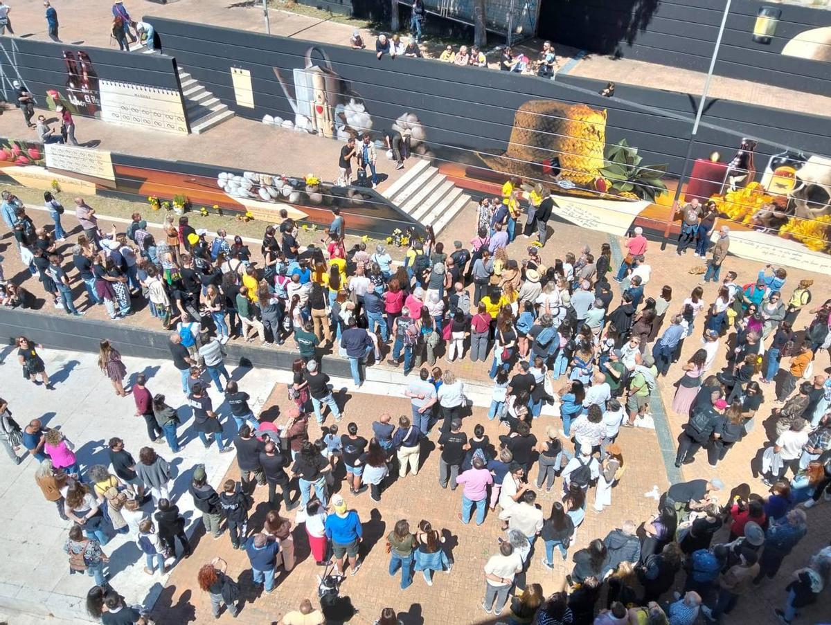 Fotogalería | Las imágenes de la jornada en Plasencia en homenaje a Robe Fotogalería | Las imágenes de la jornada en Plasencia en homenaje a Robe